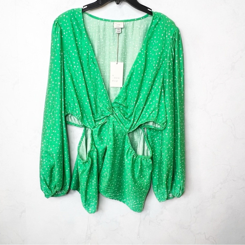 [A New Day] Green Women's Blouse with Cut-Out Design